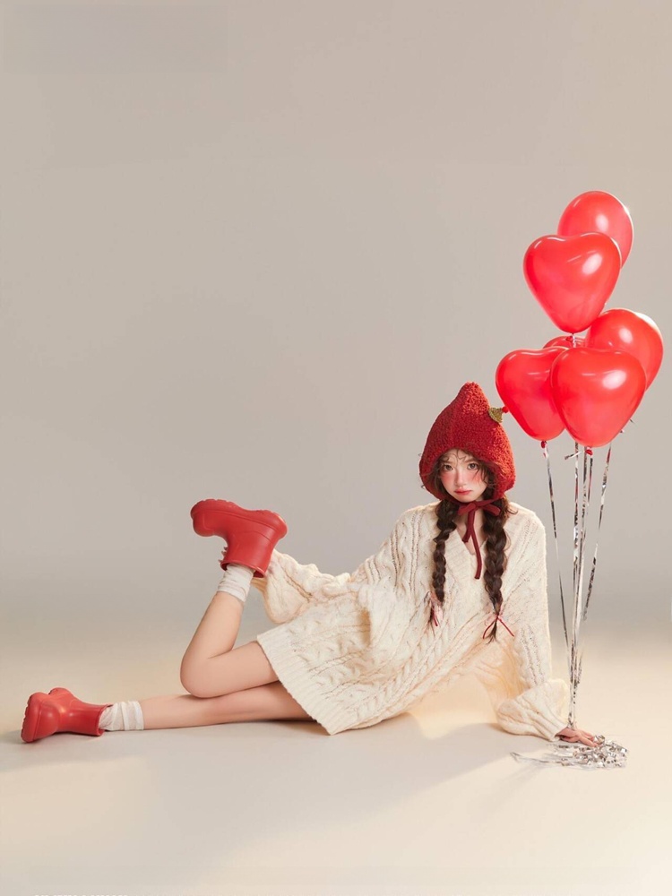 Christmas Little Red Hat Atmos - Photography Studio ulasan dan harga
