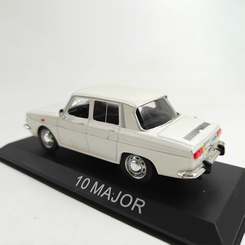 Paint Flaws 1:43 Scale 10 Majo - Photography Major ulasan dan harga